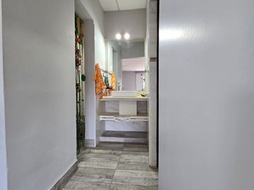 Casa en venta de 1 dormitorio c/ cochera en Las Lomitas