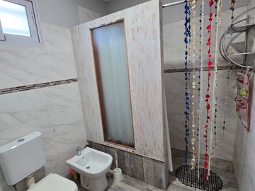 Casa en venta de 1 dormitorio c/ cochera en Las Lomitas