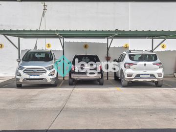 Departamento en venta de 3 dormitorios con cochera en Microcentro