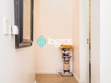 Departamento en venta de 3 dormitorios con cochera en Microcentro
