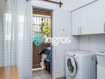 Departamento en venta de 3 dormitorios con cochera en Microcentro