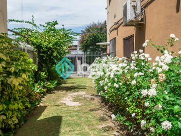 Departamento en venta de 3 dormitorios con cochera en Microcentro