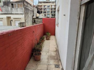 Departamento en venta de 2 dormitorios en Balvanera