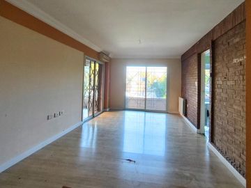 DEPTO DE CATEGORIA EN VENTA - A METROS 5TA SECCIÓN