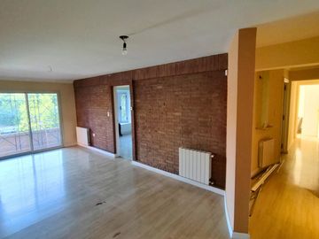 DEPTO DE CATEGORIA EN VENTA - A METROS 5TA SECCIÓN