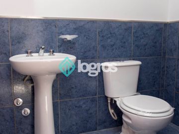 Dúplex en venta de 3 dormitorios en barrio Pereyra Rozas
