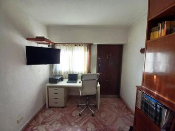 Venta. Apto Crédito !! PH de 3 Amb a la Calle. Zona Mundialista