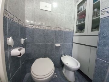 Venta. Apto Crédito !! PH de 3 Amb a la Calle. Zona Mundialista