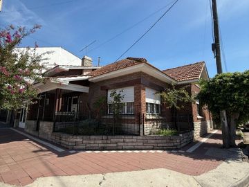 Venta Chalet Chauvin Mar del Plata 4 Ambientes c/ Garaje.