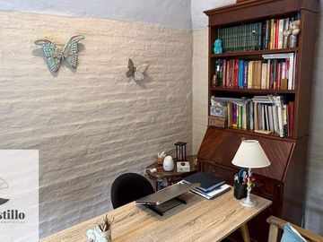 Casa 4 ambientes venta Villa udaondo