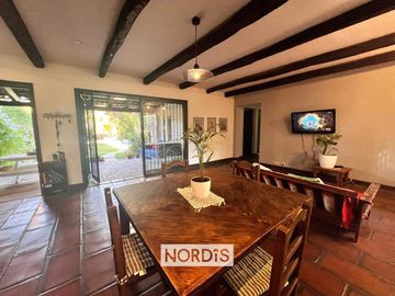 Hermoso Chalet Besares y Alzaga 4 dormitorios