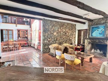 Hermoso Chalet Besares y Alzaga 4 dormitorios