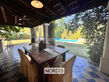 Hermoso Chalet Besares y Alzaga 4 dormitorios