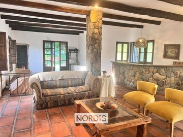 Hermoso Chalet Besares y Alzaga 4 dormitorios