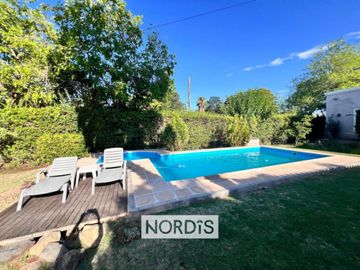 Hermoso Chalet Besares y Alzaga 4 dormitorios