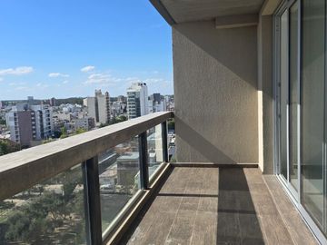 Departamento en venta de 2 dormitorios c/ cochera en Centro Norte