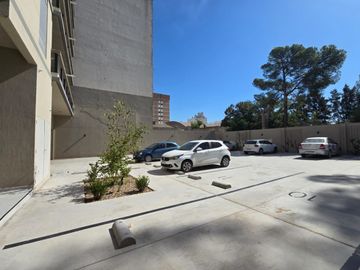 Departamento en venta de 2 dormitorios c/ cochera en Centro Norte