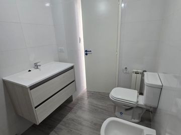 Departamento en venta de 2 dormitorios c/ cochera en Centro Norte