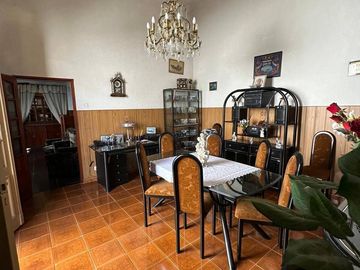 Casa en venta de 3 dormitorios c/ cochera en Nueva Pompeya