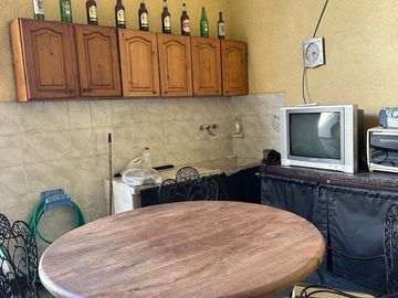 Casa en venta de 3 dormitorios c/ cochera en Nueva Pompeya