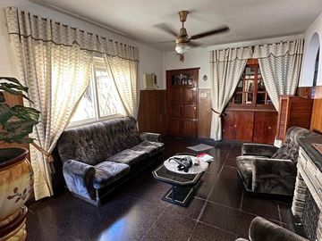 Casa en venta de 3 dormitorios c/ cochera en Nueva Pompeya