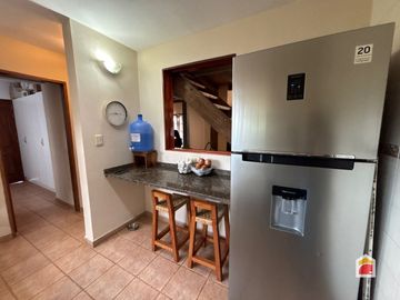 Excelente casa en venta de 3 dormitorios, pileta y gran parque en Mendiolaza