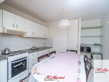 Departamento en venta de 2 dormitorios c/ cochera en San Cayetano