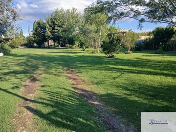 Casa quinta en venta de 2700m2 ubicado en 9 de Julio