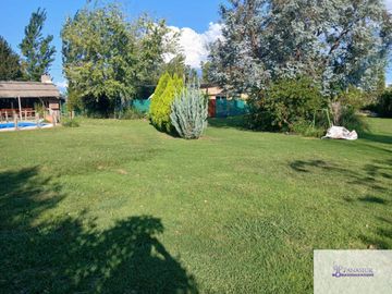 Casa quinta en venta de 2700m2 ubicado en 9 de Julio