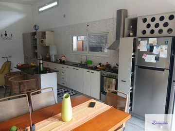 Casa quinta en venta de 2700m2 ubicado en 9 de Julio