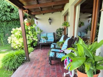 Casa en venta de 3 dormitorios c/ cochera en Tandil