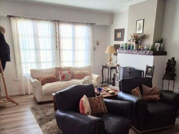Casa en venta de 3 dormitorios c/ cochera en Tandil