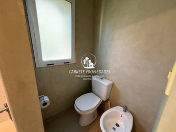 Casa en venta de 3 dormitorios con Pileta. APTO CRÉDITO. El Recodo.
