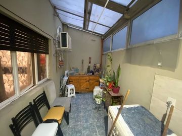 PH en Boedo, 1er piso por escaleras. SIN EXPENSAS. CON PATIO Y TERRAZA