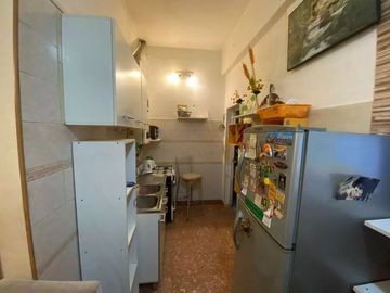PH en Boedo, 1er piso por escaleras. SIN EXPENSAS. CON PATIO Y TERRAZA