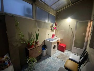 PH 1er piso por escaleras. SIN EXPENSAS. CON PATIO Y TERRAZA