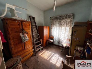 Casa en venta de 3 dormitorios c/ cochera en Ramos Mejía