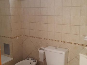 DEPARTAMENTO DE 1 DOR 70 E/ 7 Y 8