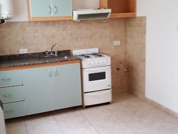 DEPARTAMENTO DE 1 DOR 70 E/ 7 Y 8