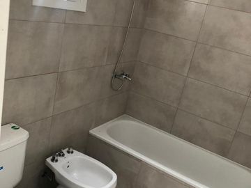 44 E/ 16 Y 17 - DUPLEX DE 3 DOR