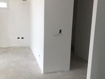 44 E/ 16 Y 17 - DUPLEX DE 3 DOR