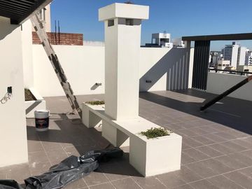 44 E/ 16 Y 17 - DUPLEX DE 3 DOR