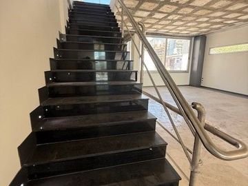43 e/ 10 y 11- EDIFICIO EN VENTA
