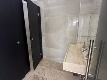 43 e/ 10 y 11- EDIFICIO EN VENTA