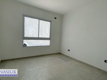 Departamento en venta de 2 dormitorios c/ cochera en 9 de Julio
