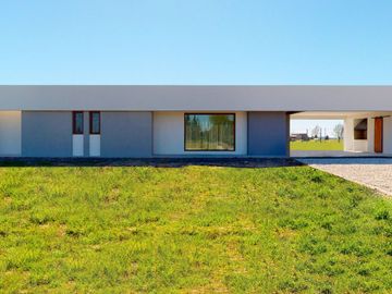 CAMPOS DE ROCA II - CASA A ESTRENAR  3 dorm, pileta