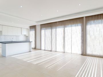 CAMPOS DE ROCA II - CASA A ESTRENAR  3 dorm, pileta