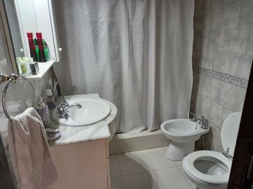 Casa Venta San Miguel A Metros De Estacion Lemos