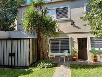 Casa Venta San Miguel A Metros De Estacion Lemos