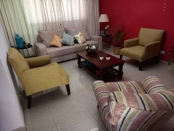 Casa Venta San Miguel A Metros De Estacion Lemos